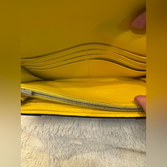 EUC Céline Long Flap Pebble Calfskin Leather Wallet in Grey/Yellow - Picture 6 of 15